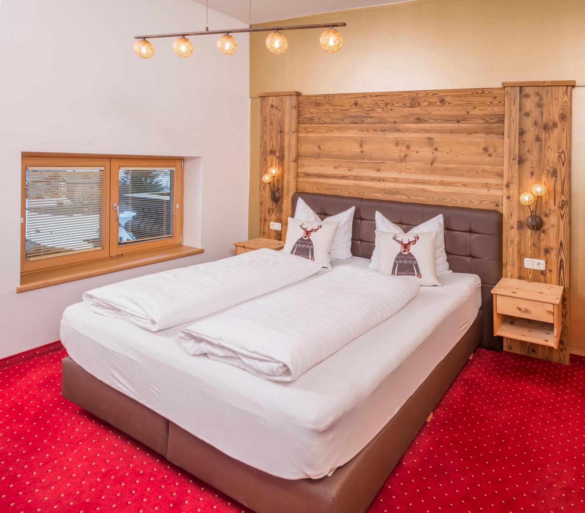 Hotel Platzwirt Раурис Екстериор снимка
